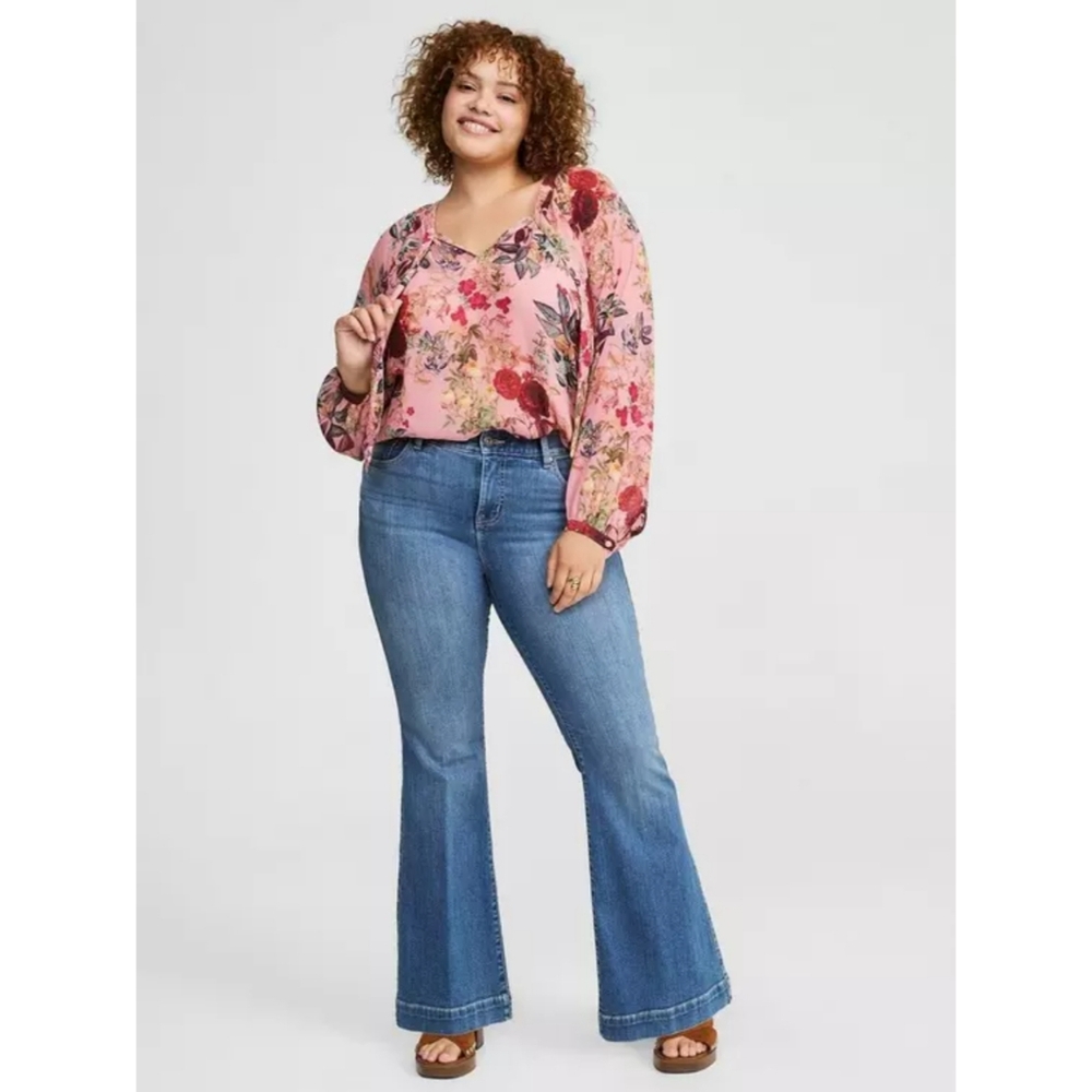 Torrid Crinkle Chiffon Raglan Toe Front Blouse - Picture 1 of 11